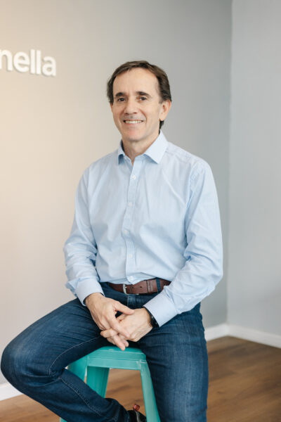 DR. Adrián Muñoz 4
